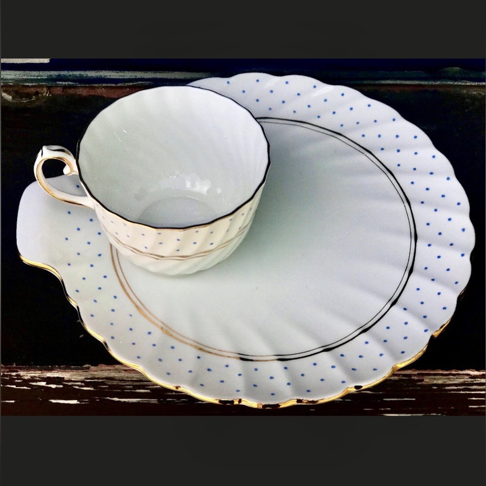 Gladstone Gold Trim Polka Dot Scalloped Lunch Plate & Cup Set